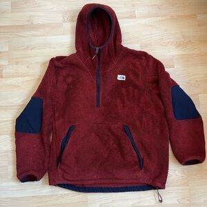 The North Face Campshire Sherpa Hoodie